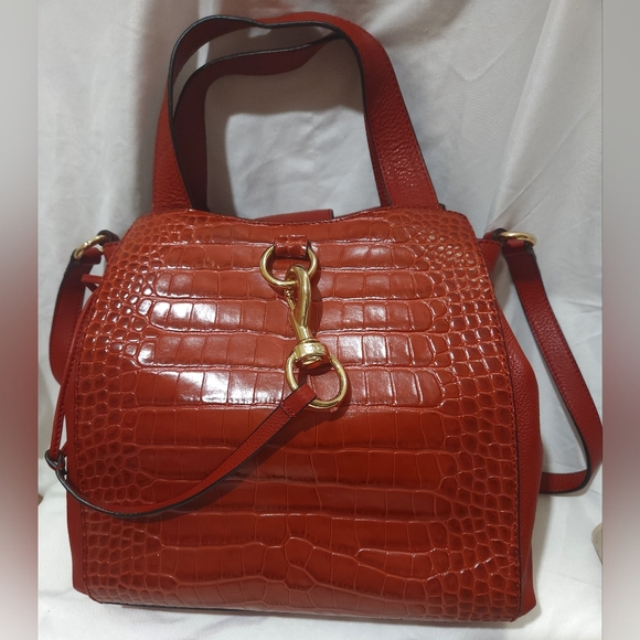 Vince Camuto Handbags - Vince Camuto Red Leather Handbag Croc Pattern Style VC-AMES-SA Color Bulleye